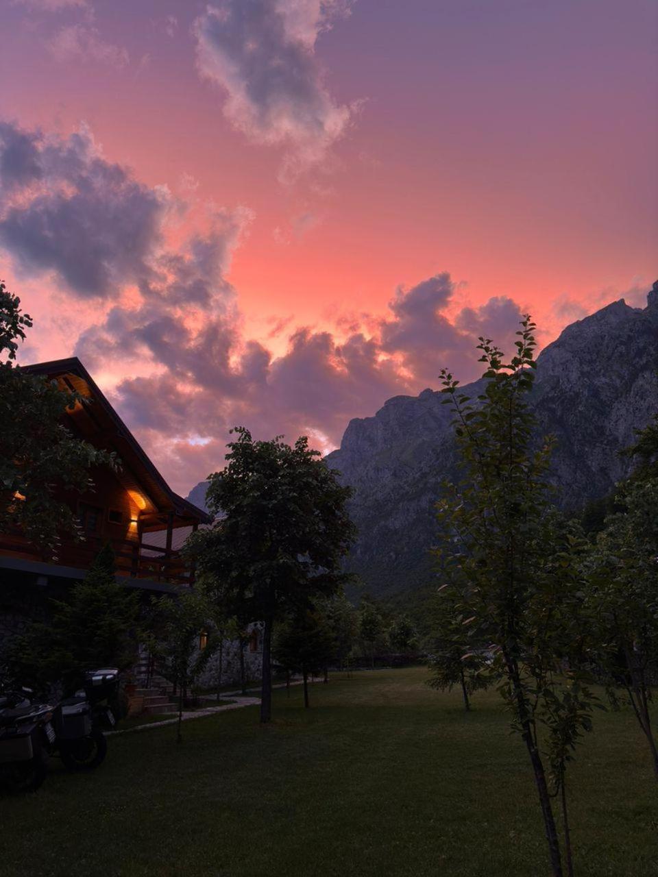 Valbona Relax Hotel Екстериор снимка